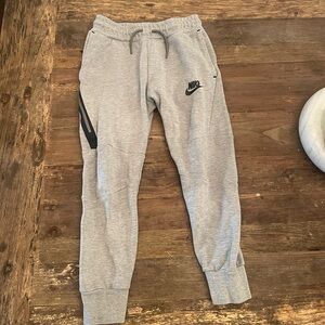Nike Kids Light Gray Sweatpants with Black Accents